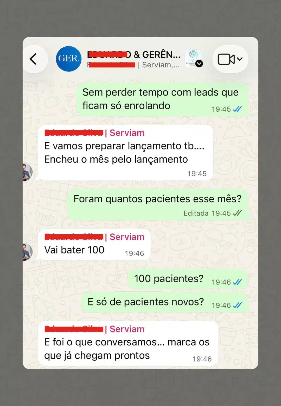 Médico atendendo mais de 100 pacientes por mês assessorado pela nossa agência de marketing